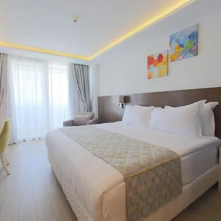 Hotel The Nowness Luxury & Adulty Only 4*
