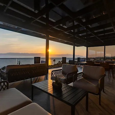 호텔 The Nowness Luxury & Adulty Only Çeşme