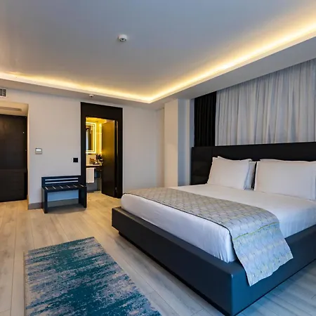 The Nowness Luxury & Adulty Only