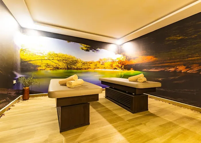 The Nowness Luxury & Adulty Only 4*