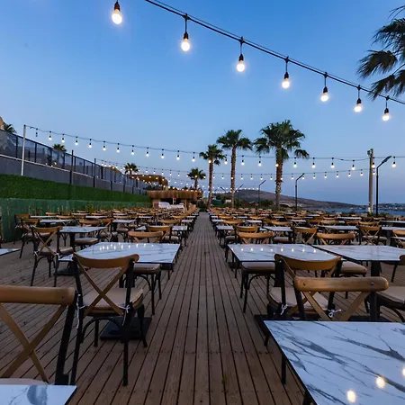 The Nowness Luxury & Adulty Only 酒店