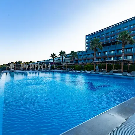 The Nowness Luxury & Adulty Only Szálloda 4*
