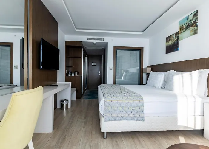 The Nowness Luxury & Adulty Only 4*